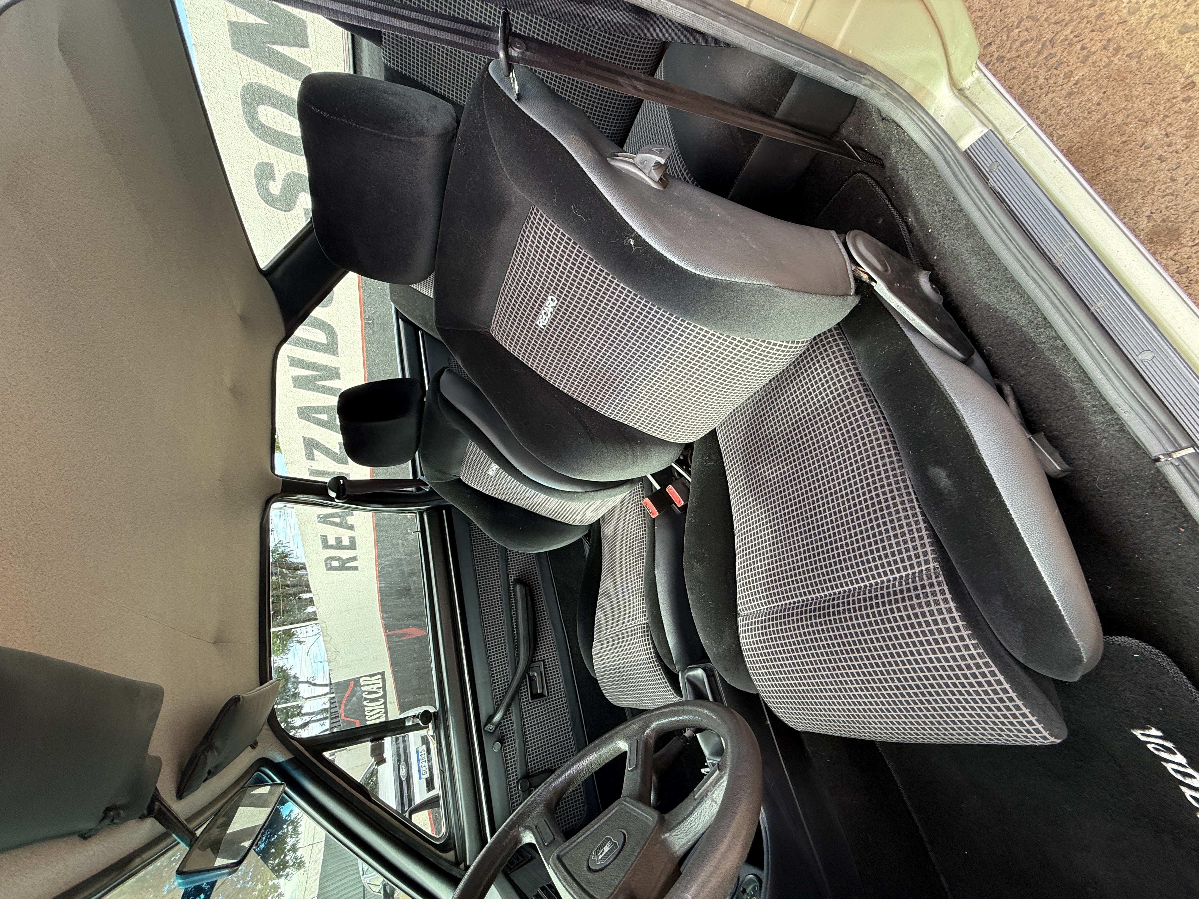 PASSAT GTS 1983 OU ESCORT XR3 1984