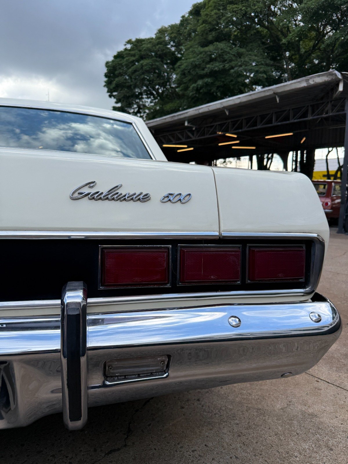 GALAXIE 500 1979 V8 302